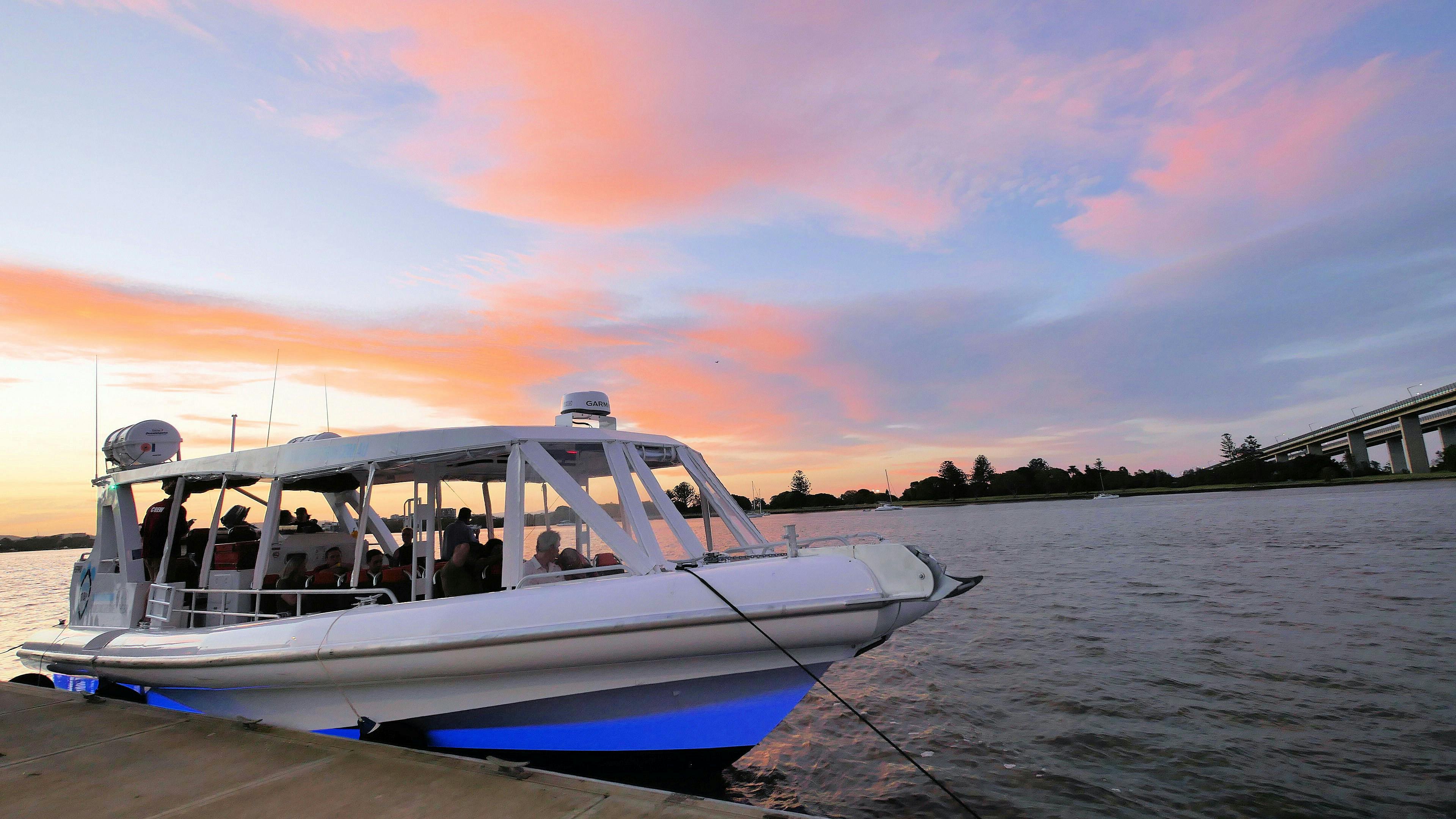 Boat hire in Brisbane with Floatspace Floatspace