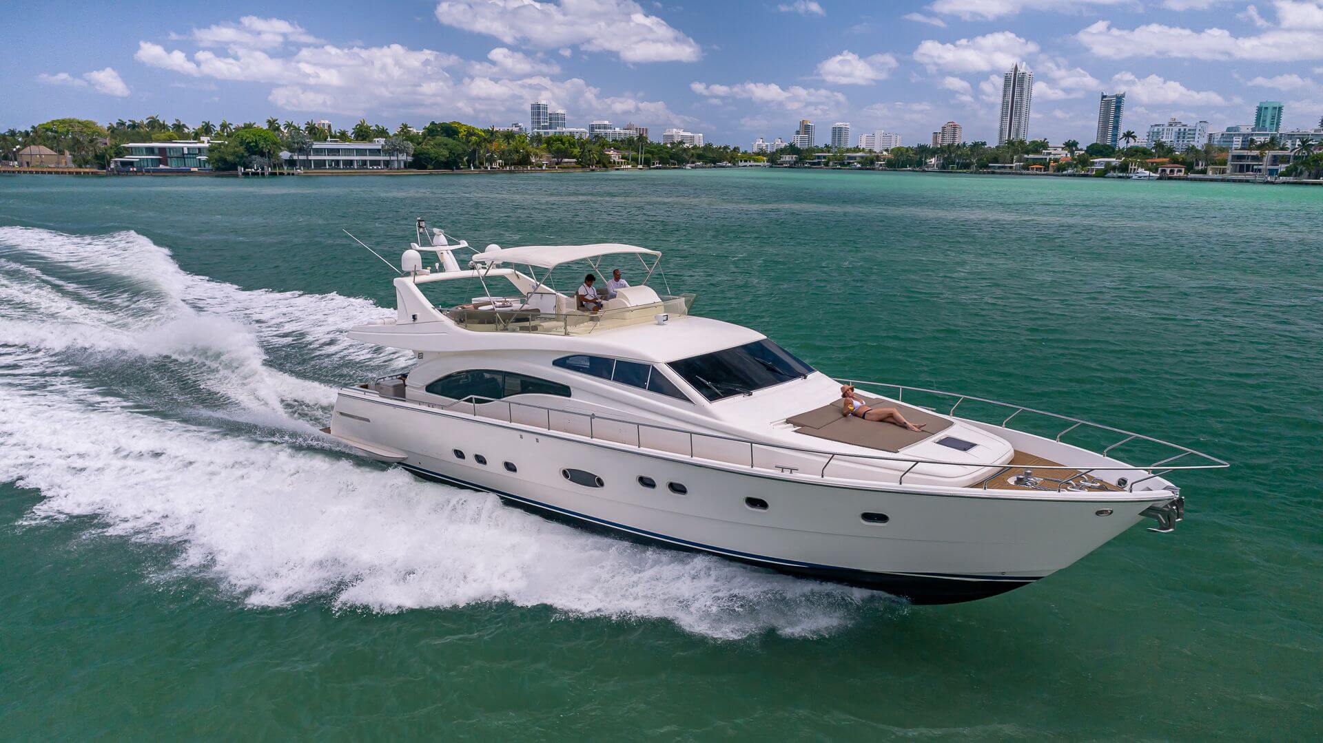 75 Ferretti - Floatspace