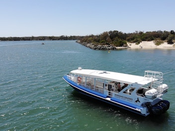 brisbane river boat cruise hire