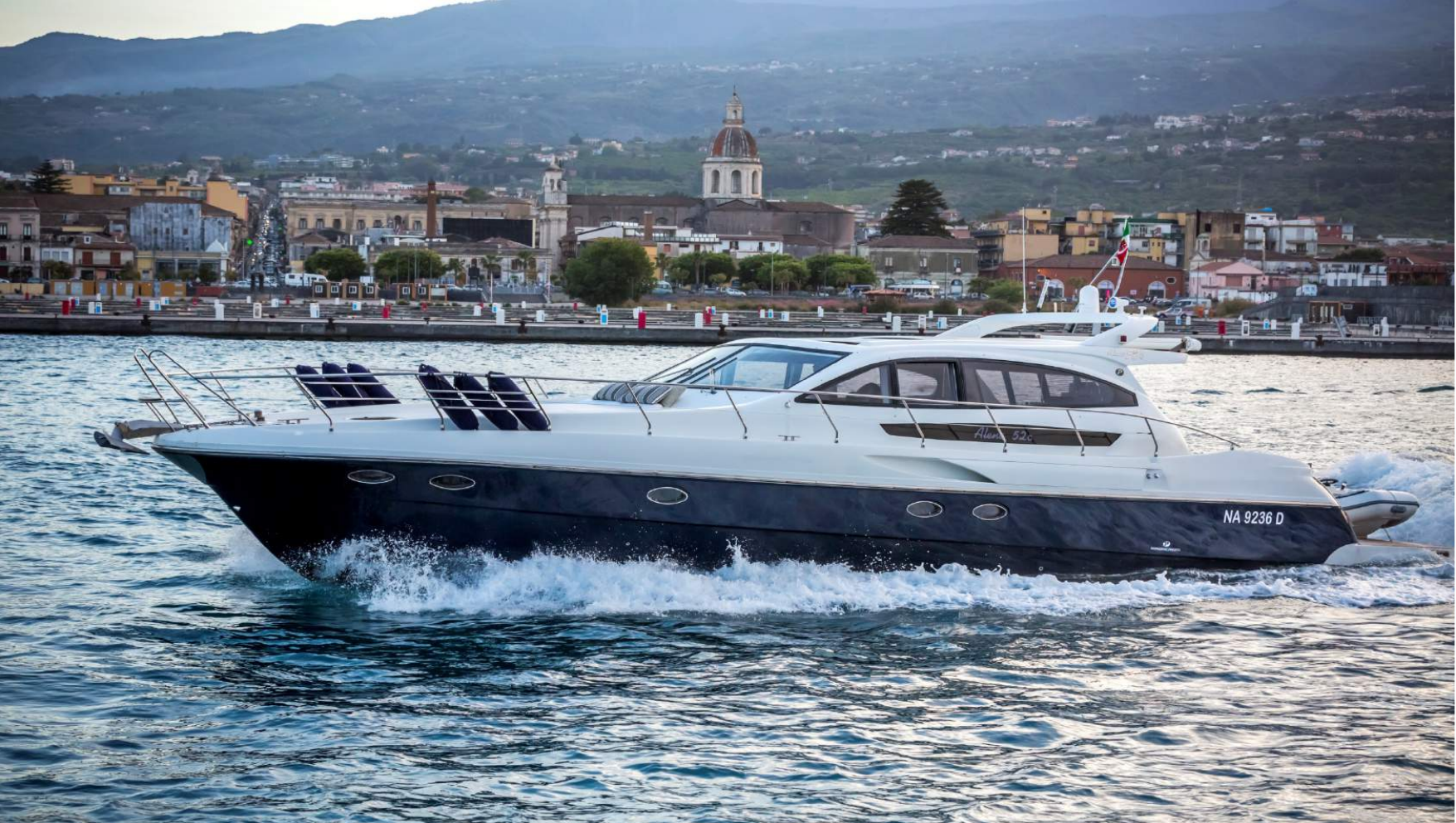 Alena 52