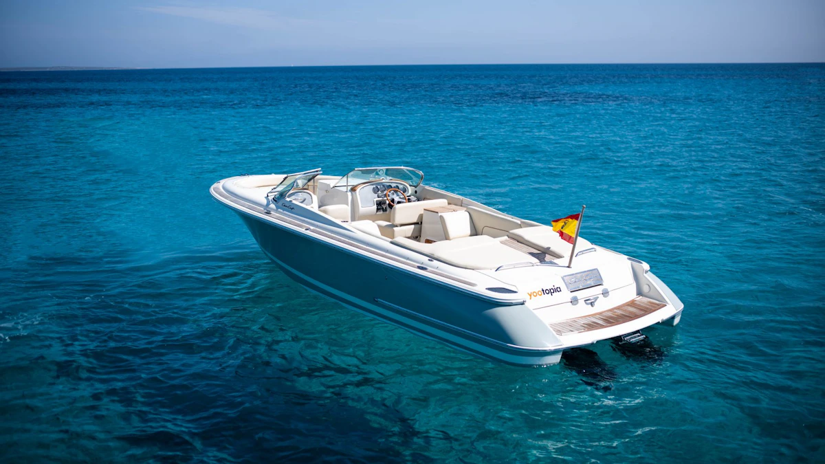 Chris-Craft 28 Yootopia - Image 1