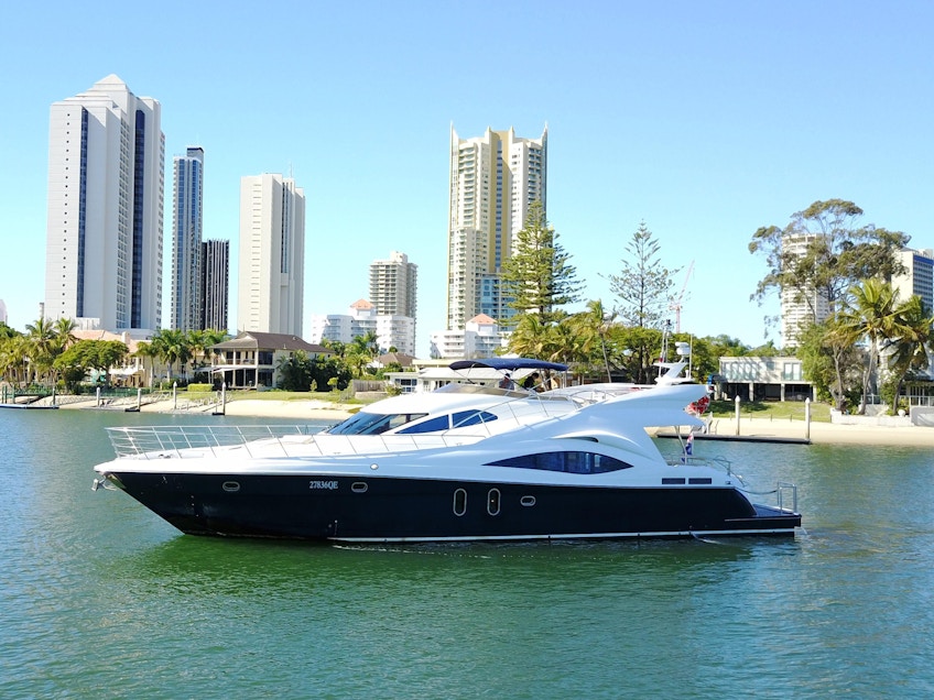 Brisbane boat hire MV AKI